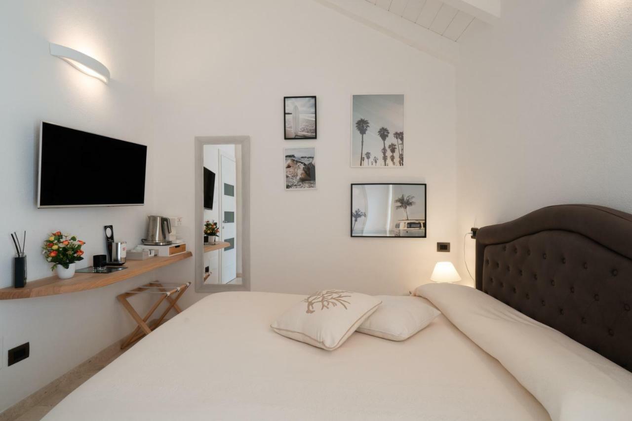 Corso Umberto Rooms 올비아 외부 사진
