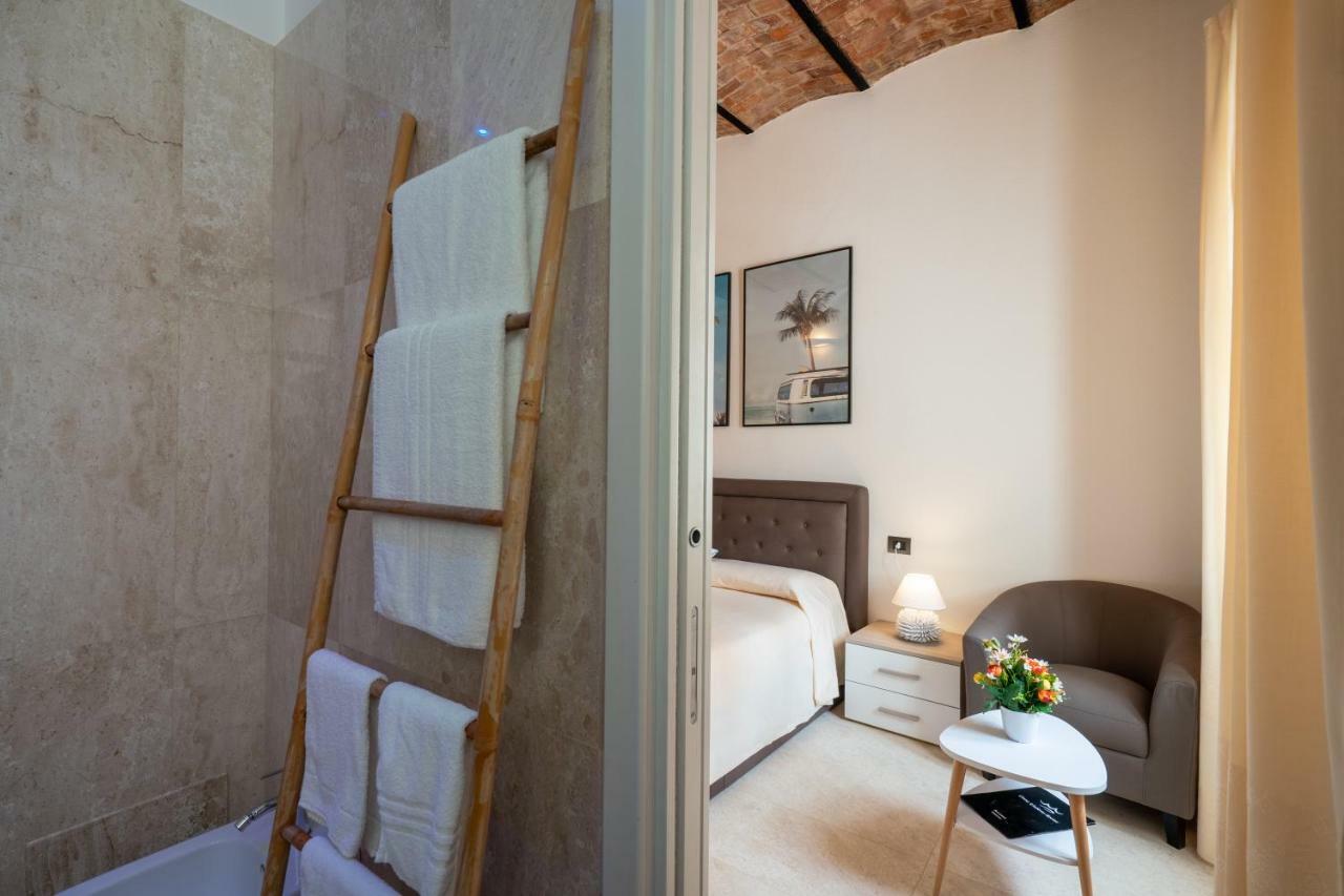 Corso Umberto Rooms 올비아 외부 사진